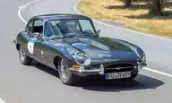 156963
