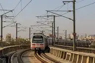 157108