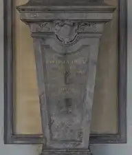 157334