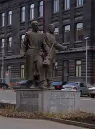 158458