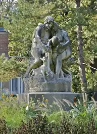 158725