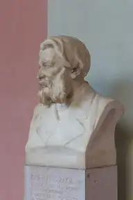 158858