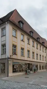 159104