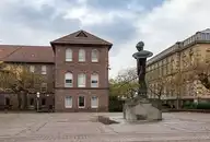 161445