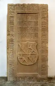 161586