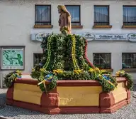 161592