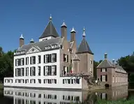 161704
