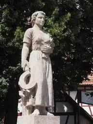 161817