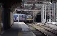 163745