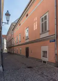 164833