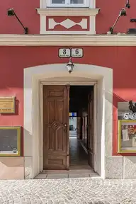 165370