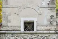 165880