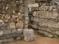 166873