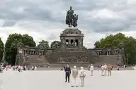 166985