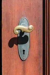 167652