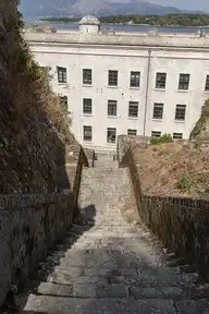 167836