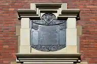 168910