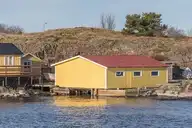 169582