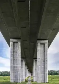 174697
