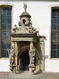 175429