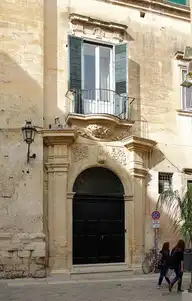 175953