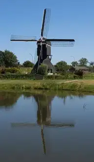 176107