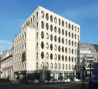 178793