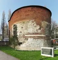 178960
