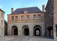 179025