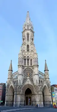 179072