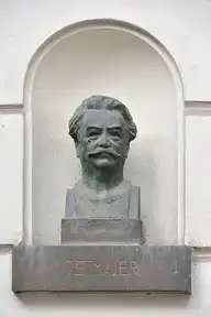 183067