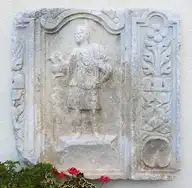 189696