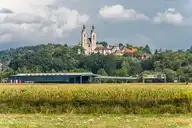 189738