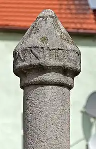 19423