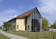 203051
