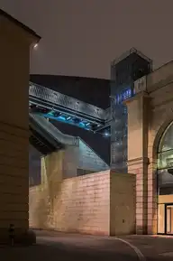203101