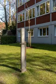 205656