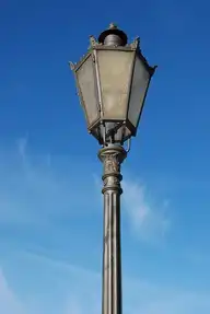 211526