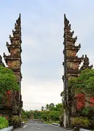 213112