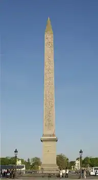 214352