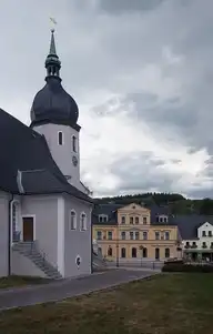 215030