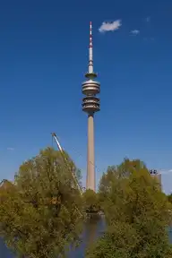215738