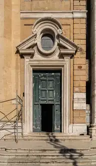 216888