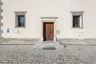 217672