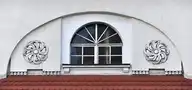 219216