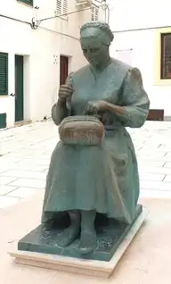 219503