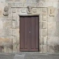 225370