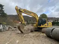 225907