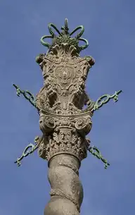 225940