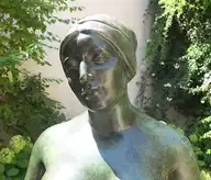 226446